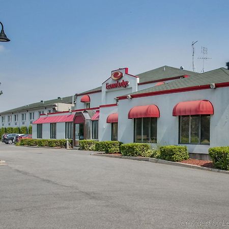 Econo Lodge Laval Dış mekan fotoğraf