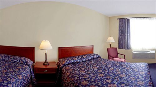 Econo Lodge Laval Dış mekan fotoğraf